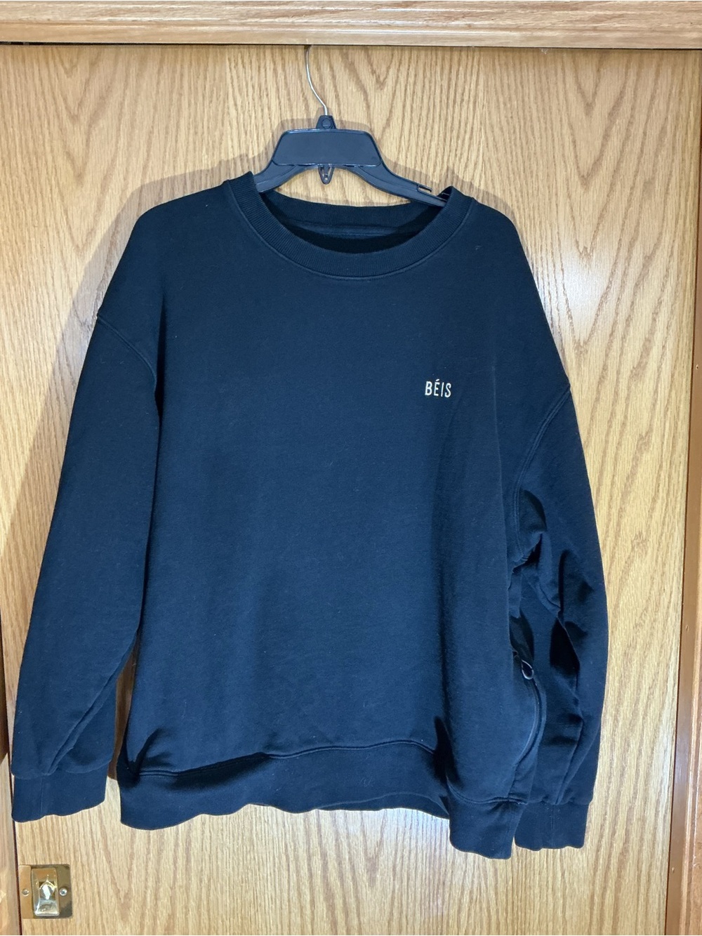 BEIS Black Crewneck Sweatshirt with Zippered Side Pockets